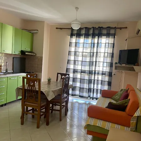Aura Seaside Apartment